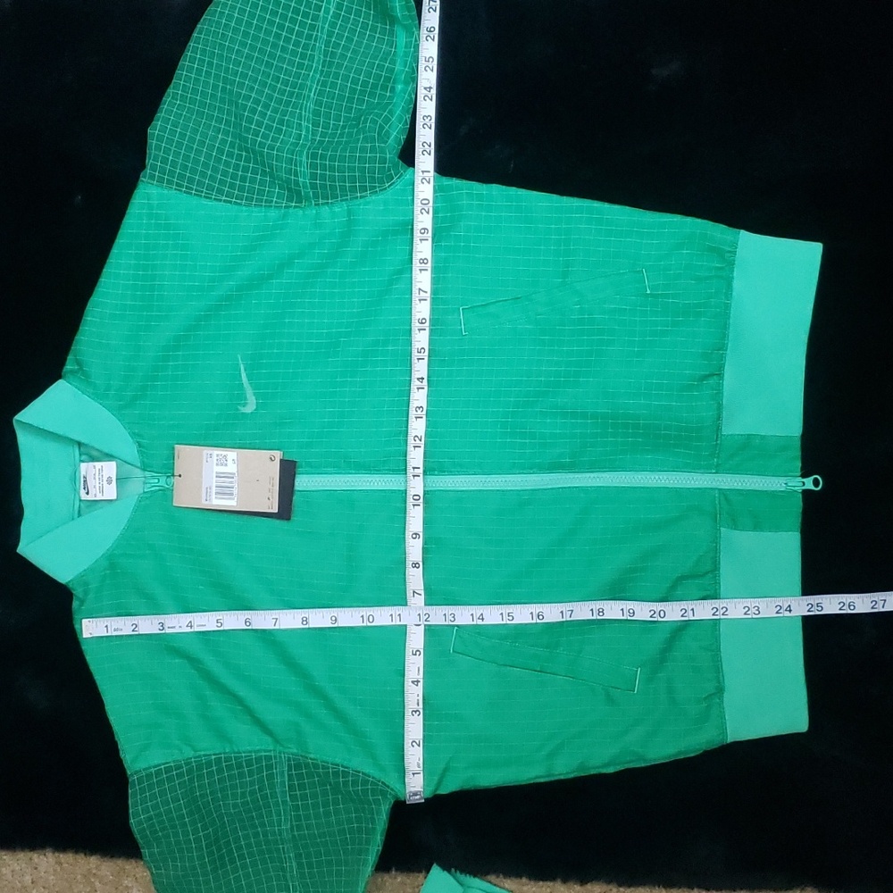 NWT Nike Essentials  Green Varsity Woven Bomber Jacket - Picture 7 of 14